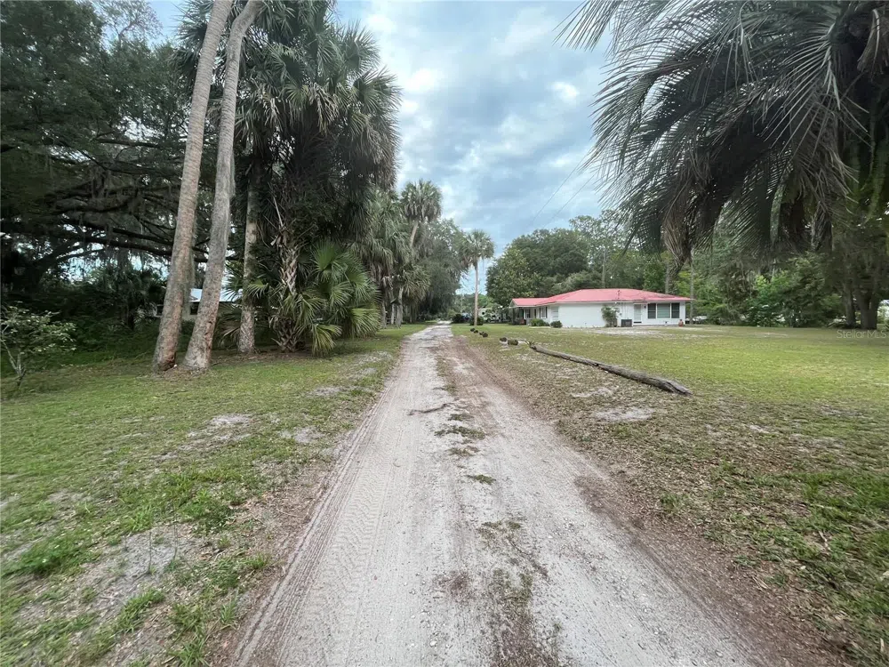 183RD AVENUE Hawthorne, FL 32640