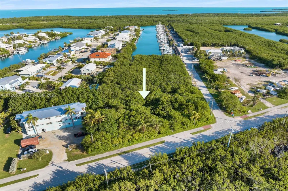 300 Coco Plum Marathon, FL 33050