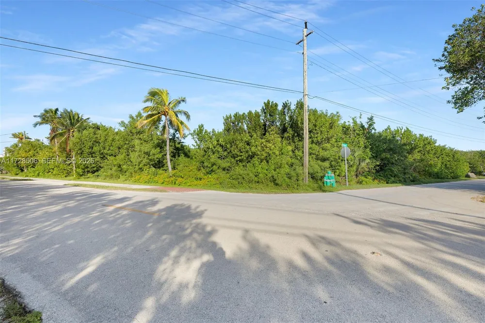 300 Coco Plum Marathon, FL 33050