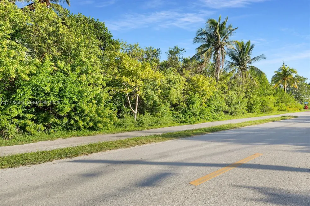 300 Coco Plum Marathon, FL 33050
