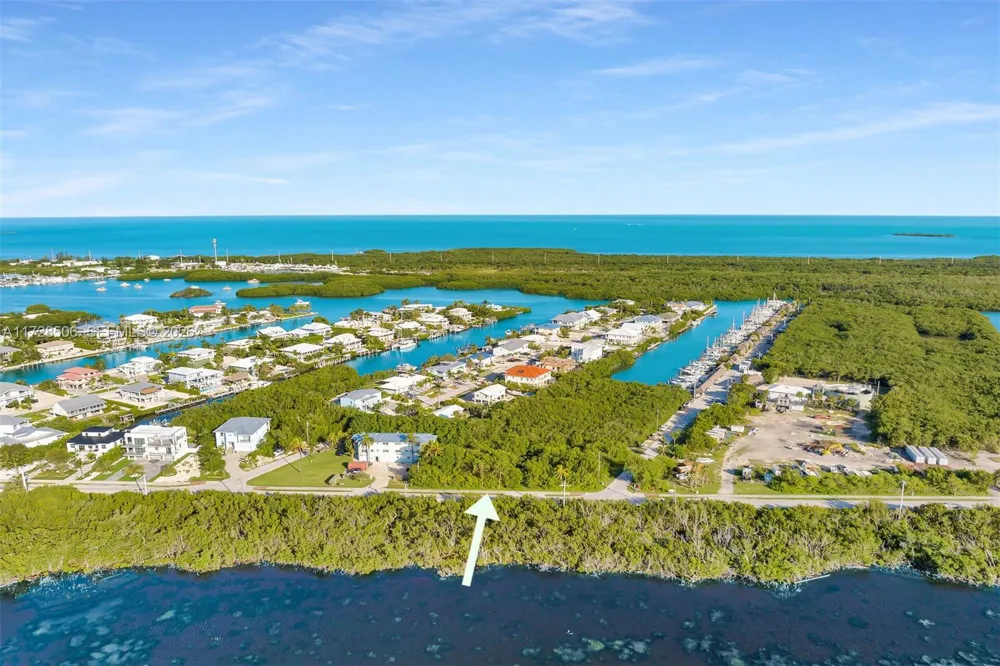 300 Coco Plum Marathon, FL 33050