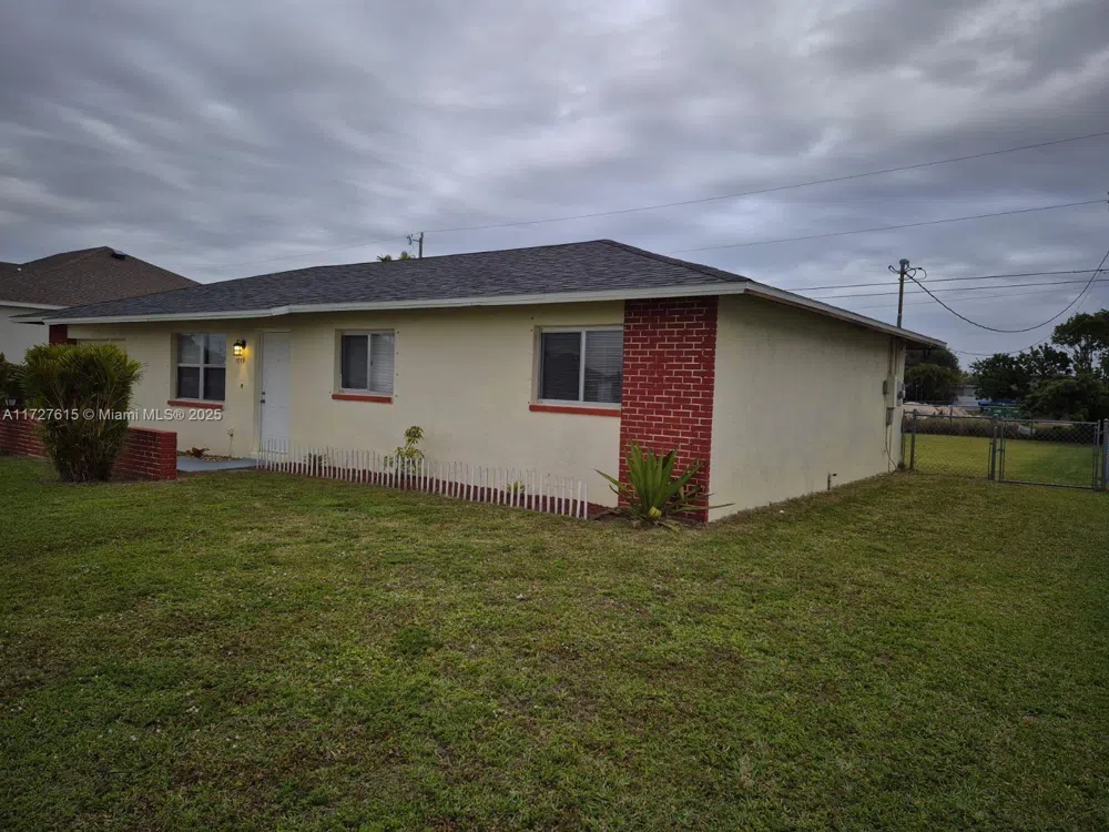 1019 NW 7TH PLACE Cape Coral, FL 33993