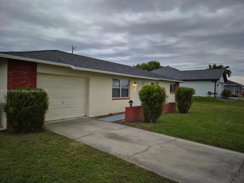 1019 NW 7TH PLACE Cape Coral, FL 33993