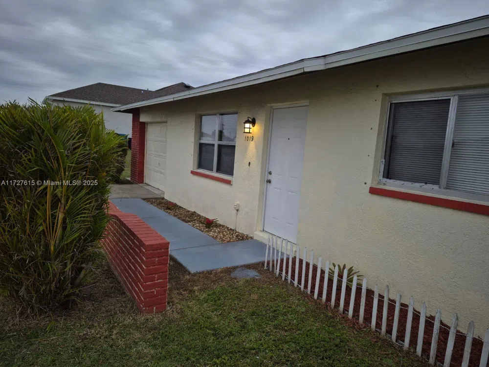 1019 NW 7TH PLACE Cape Coral, FL 33993