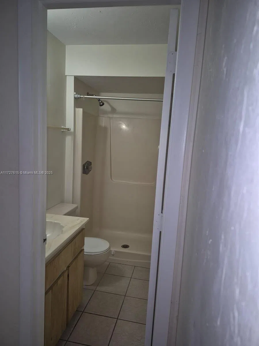 1019 NW 7TH PLACE Cape Coral, FL 33993