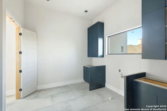10130 NINA RDG San Antonio, TX 78255
