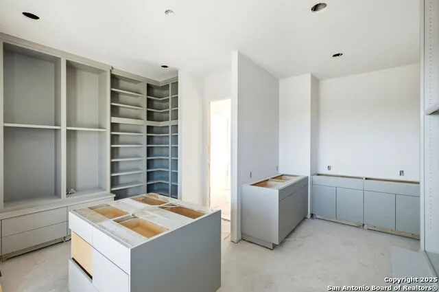 10130 NINA RDG San Antonio, TX 78255