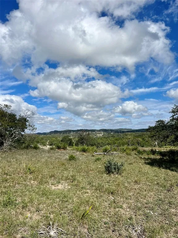 58 Red Stag Lane Pipe Creek, TX 78063