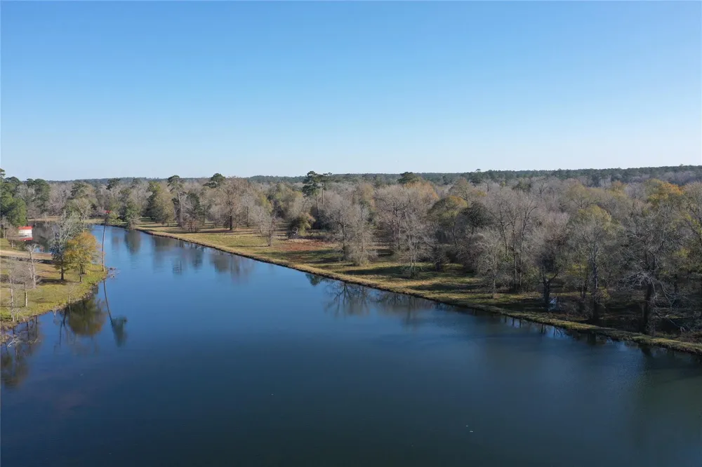 Lakeland Hillister, TX 77624