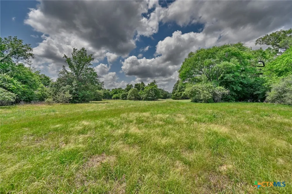 1589 Jeddo Road Rosanky, TX 78953