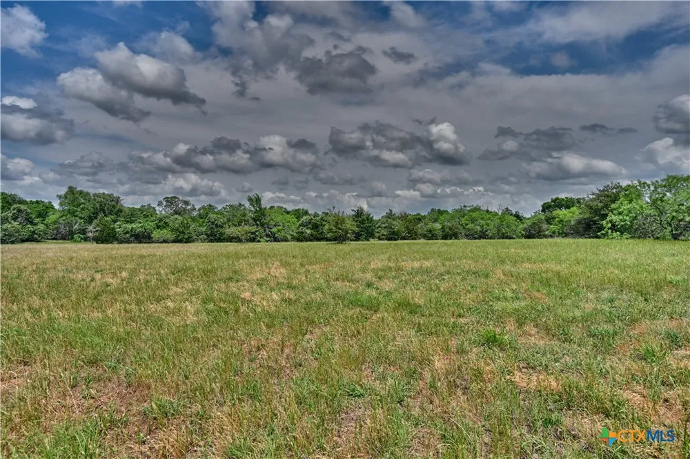 1589 Jeddo Road Rosanky, TX 78953