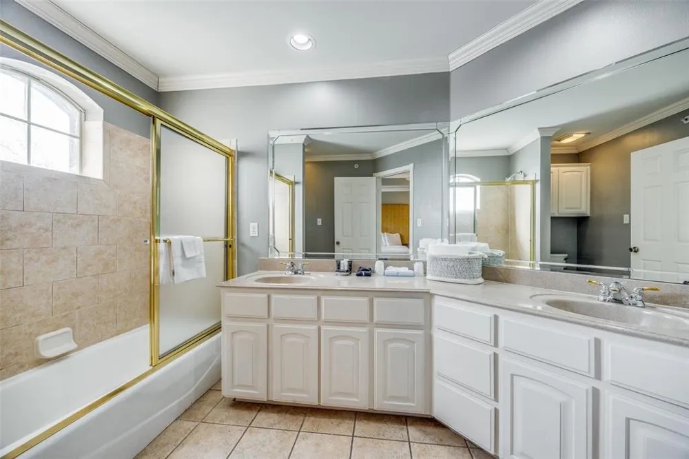 290 Tanglewood Circle #5437/38 Pottsboro, TX 75076