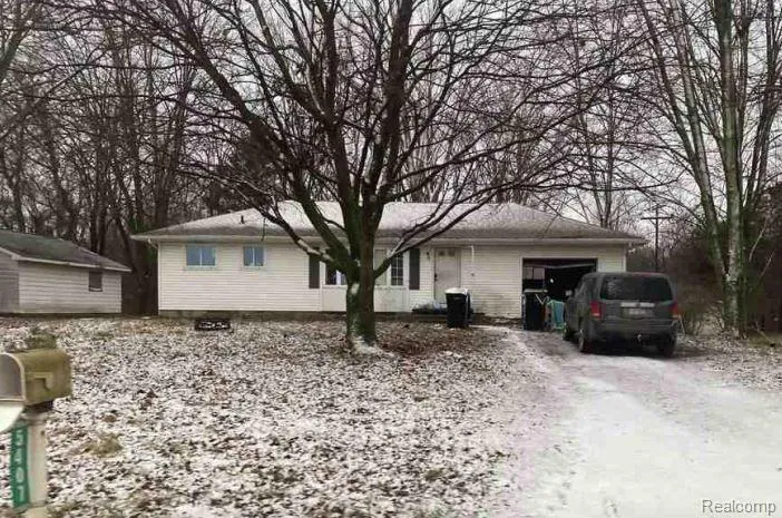5407 OAK GROVE ROAD Howell Township, MI 48855