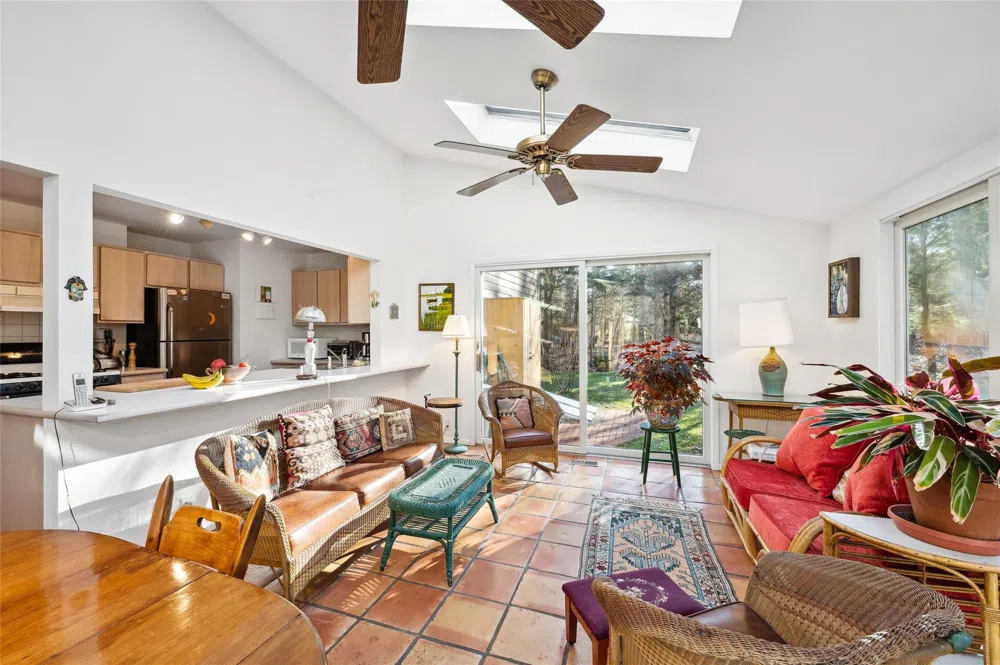 34 Underwood Drive East Hampton, NY 11937