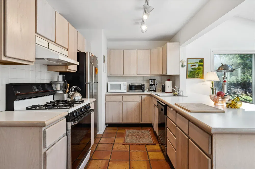 34 Underwood Drive East Hampton, NY 11937