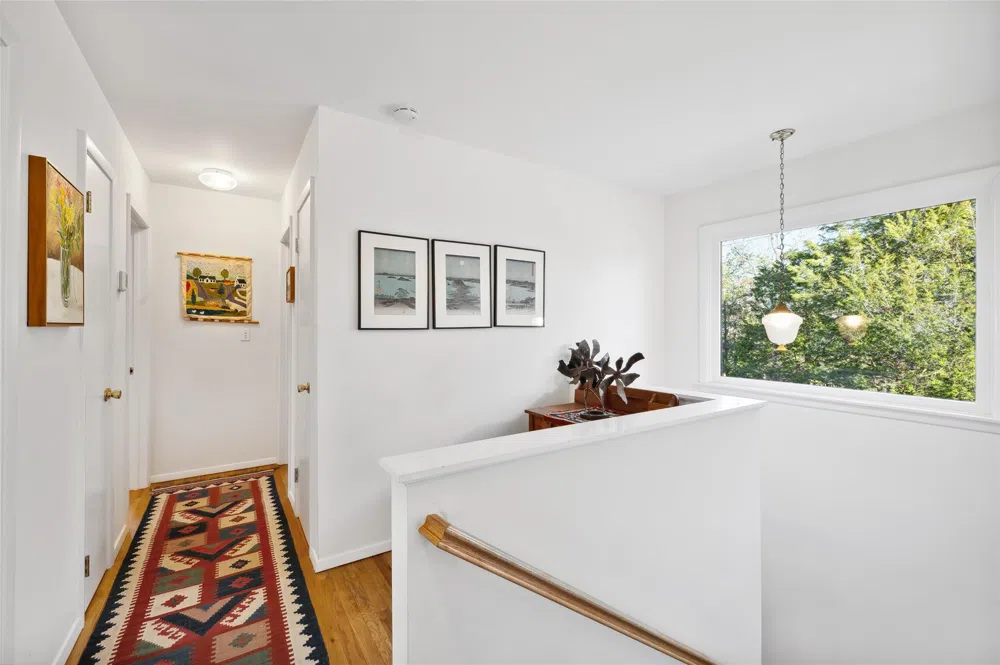 34 Underwood Drive East Hampton, NY 11937