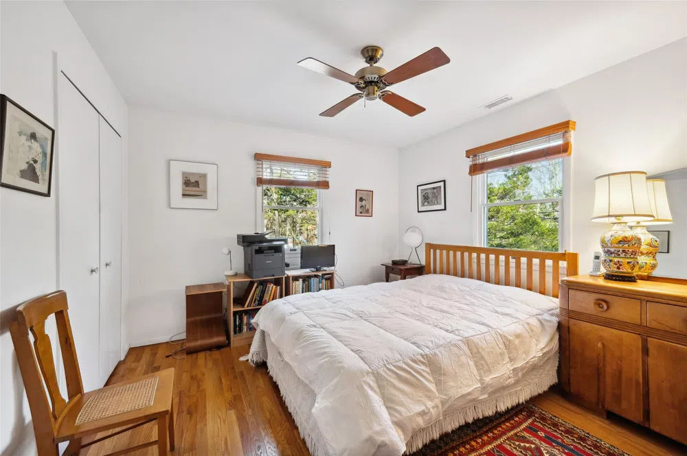 34 Underwood Drive East Hampton, NY 11937