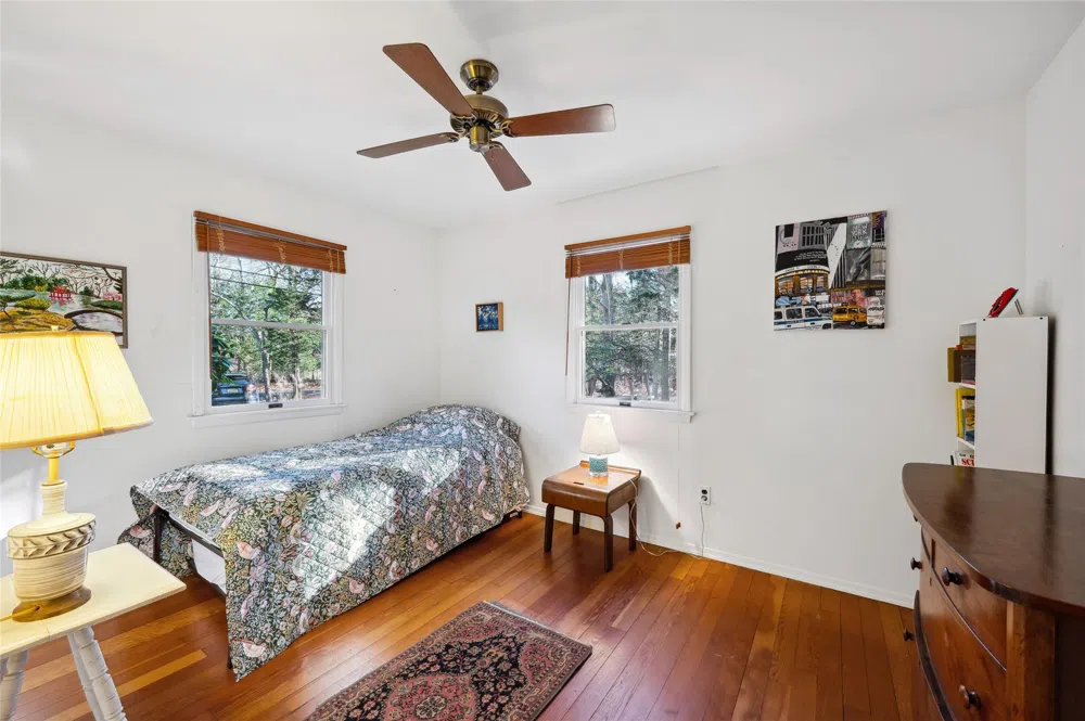 34 Underwood Drive East Hampton, NY 11937