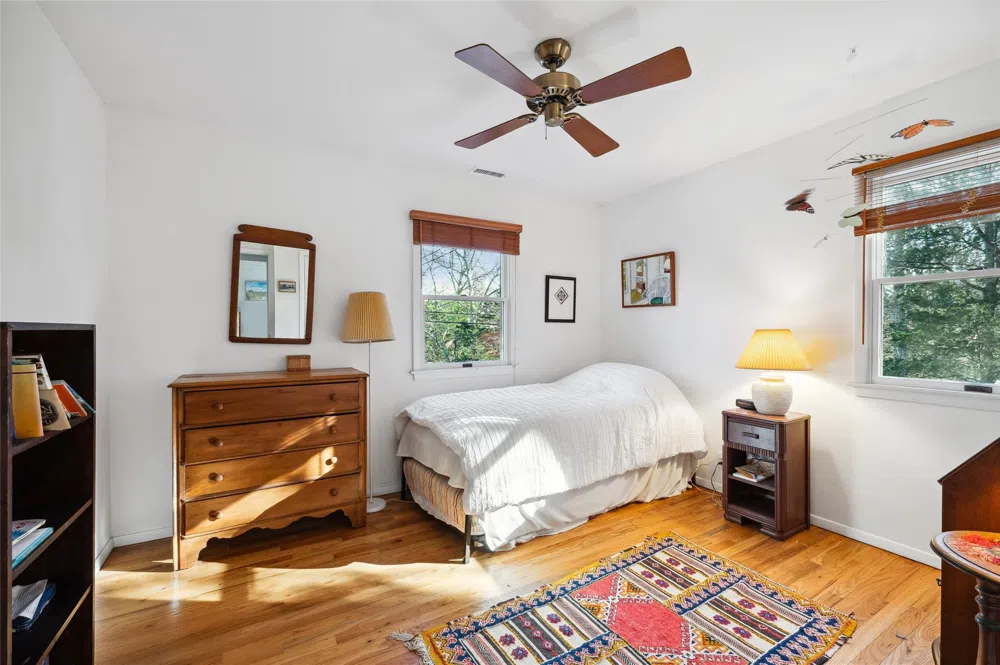 34 Underwood Drive East Hampton, NY 11937