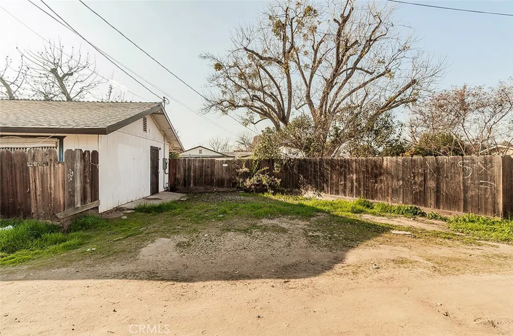 836 12th Street Orange Cove, CA 93646