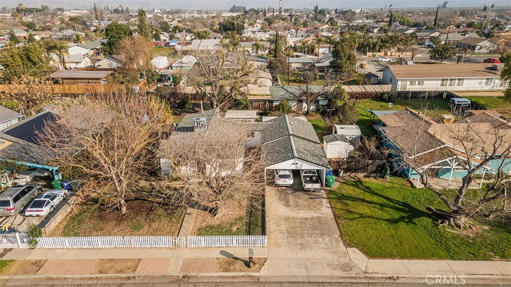 836 12th Street Orange Cove, CA 93646