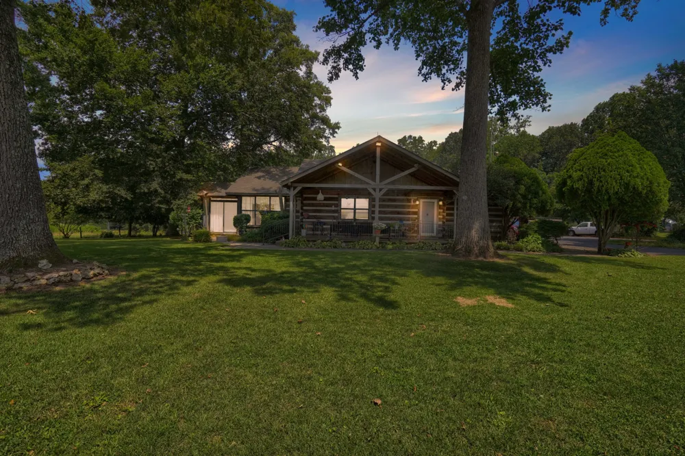 967 Mud Creek Rd Morrison, TN 37357