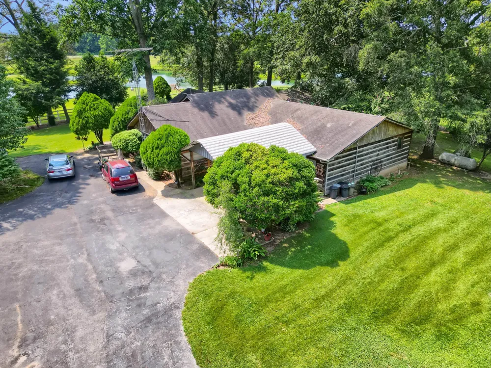 967 Mud Creek Rd Morrison, TN 37357