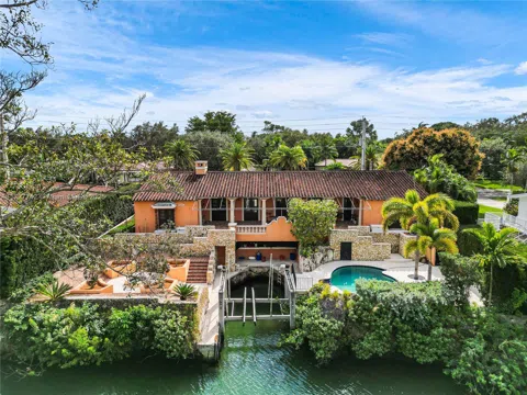 1181 S Alhambra Cir