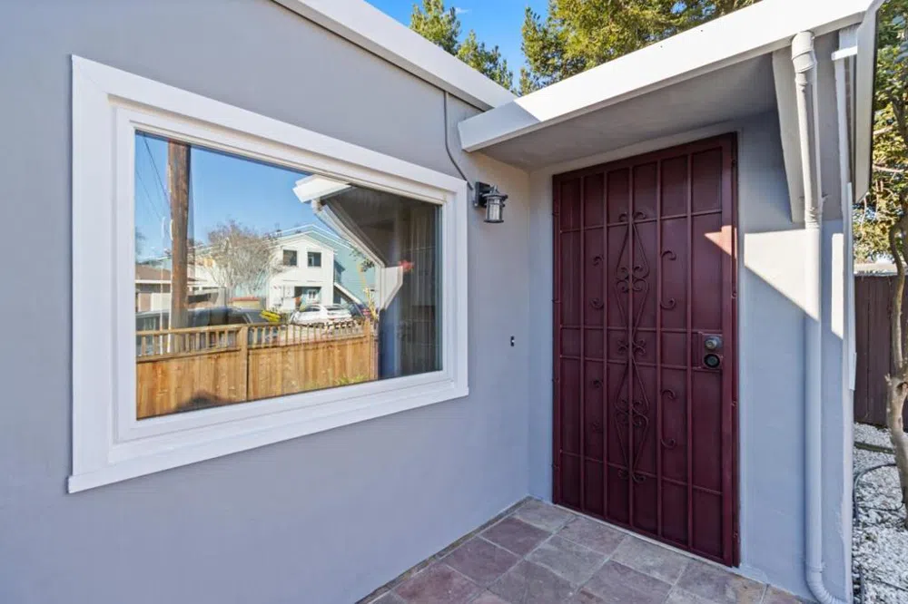33 Stewart Avenue Freedom, CA 95019