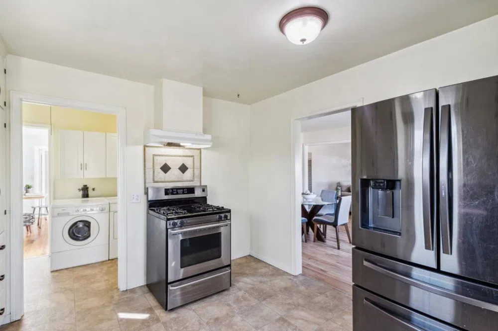 33 Stewart Avenue Freedom, CA 95019