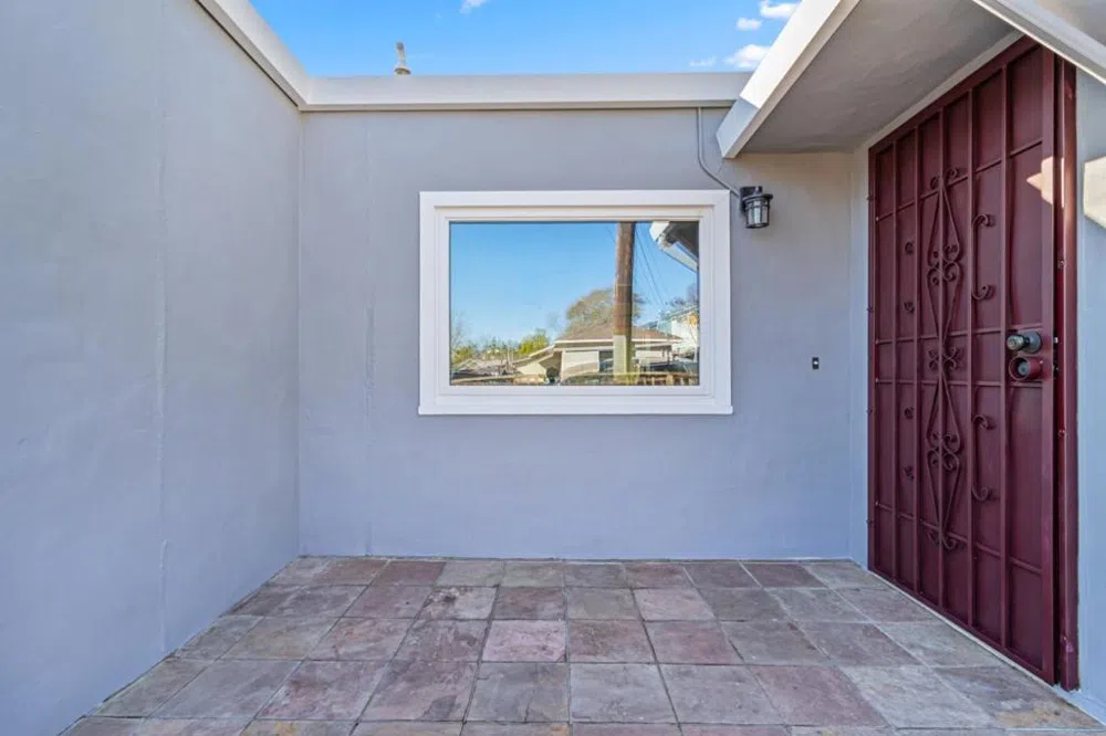 33 Stewart Avenue Freedom, CA 95019