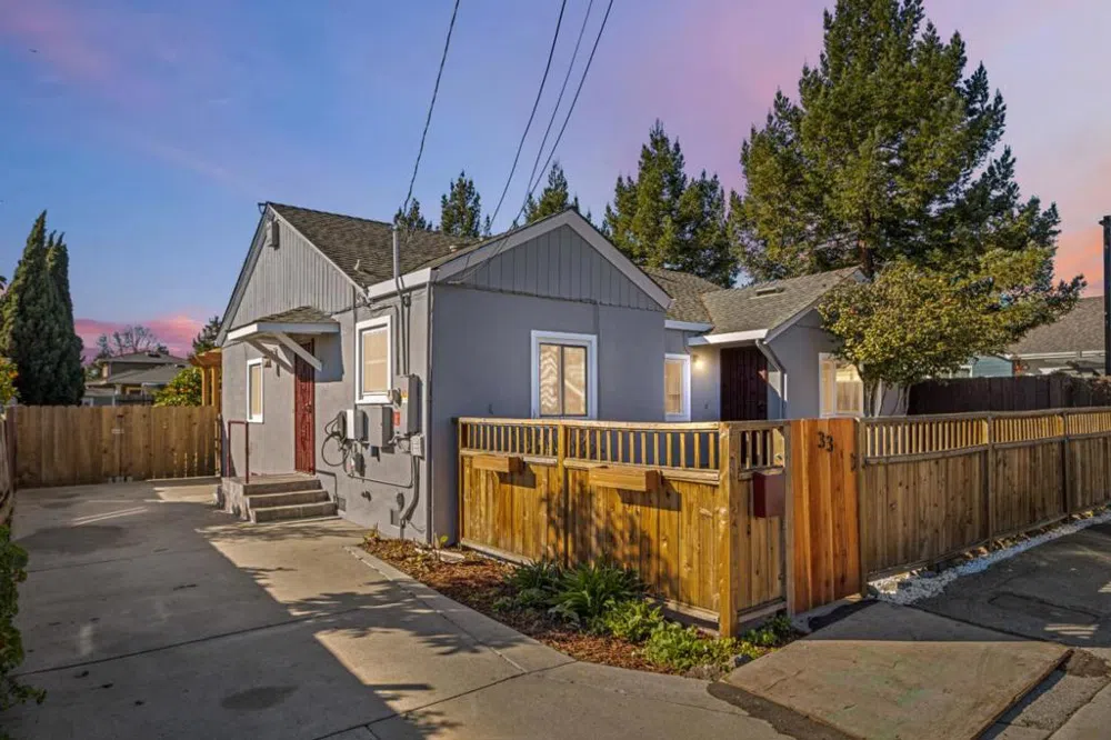 33 Stewart Avenue Freedom, CA 95019