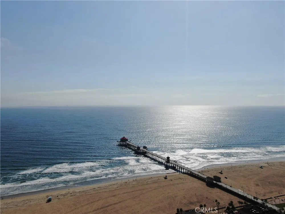217 1st Huntington Beach, CA 92648