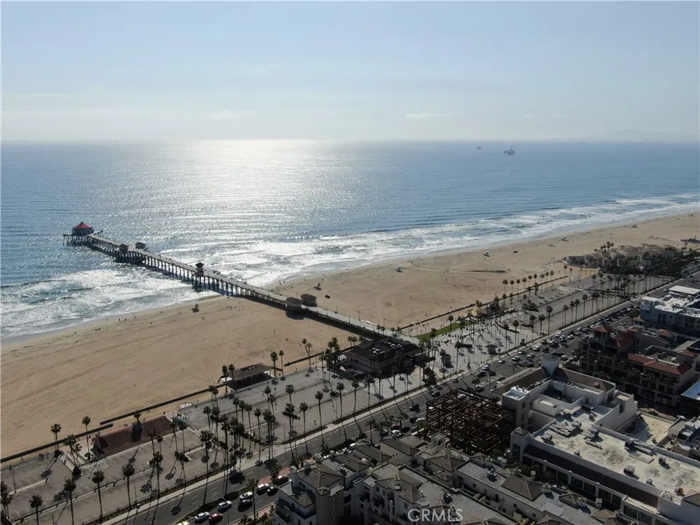 217 1st Huntington Beach, CA 92648