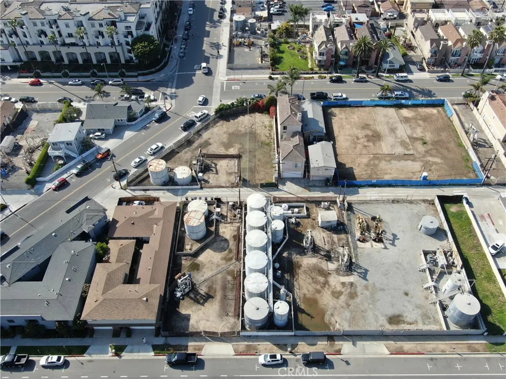 217 1st Huntington Beach, CA 92648
