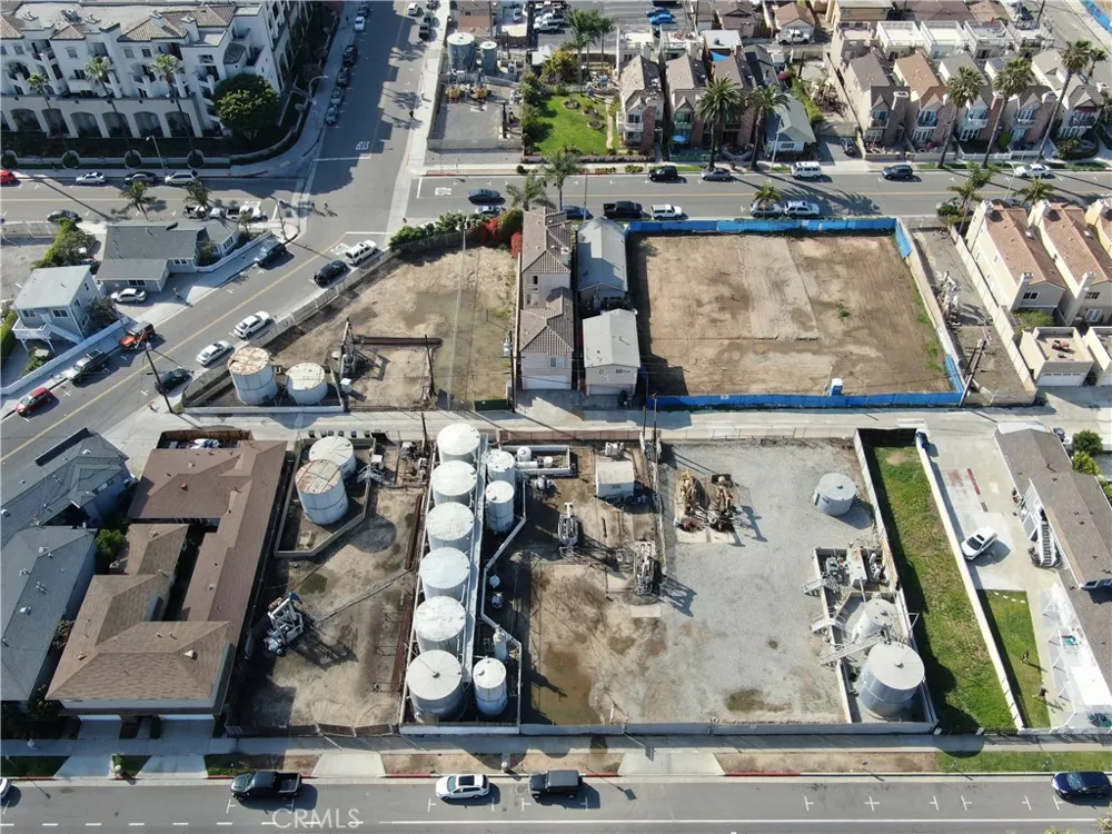 217 1st Huntington Beach, CA 92648