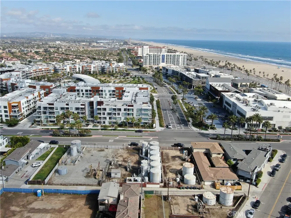 219 1st Street Huntington Beach, CA 92648