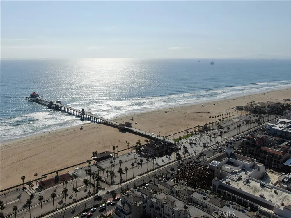 219 1st Street Huntington Beach, CA 92648