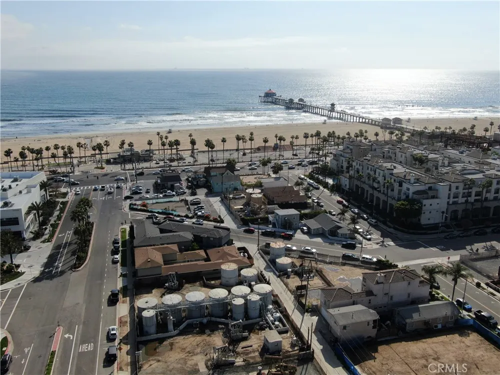 219 1st Street Huntington Beach, CA 92648