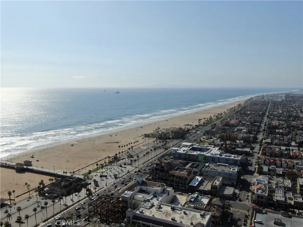 219 1st Street Huntington Beach, CA 92648