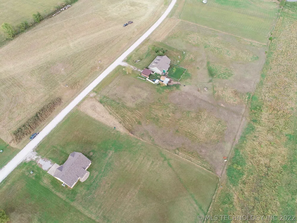 398300 W 3230 DRIVE Ramona, OK 74061