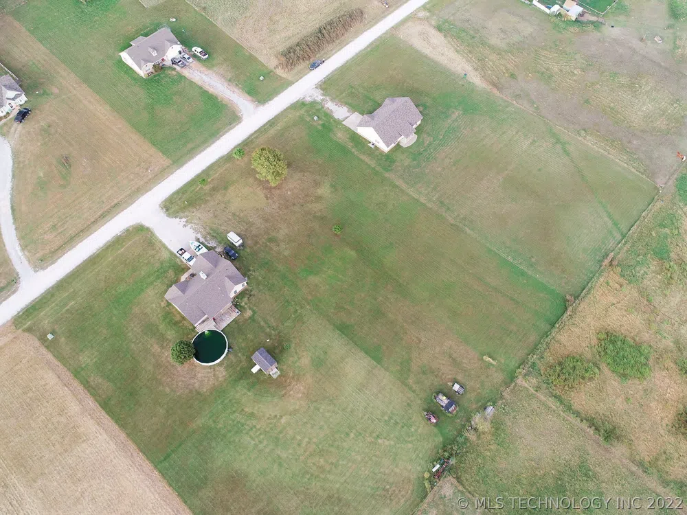 398300 W 3230 DRIVE Ramona, OK 74061