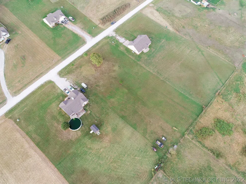 398300 W 3230 DRIVE Ramona, OK 74061