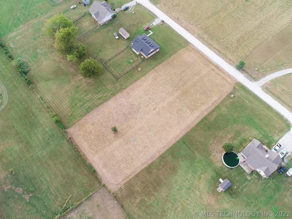 398322 W 3230 DRIVE Ramona, OK 74061