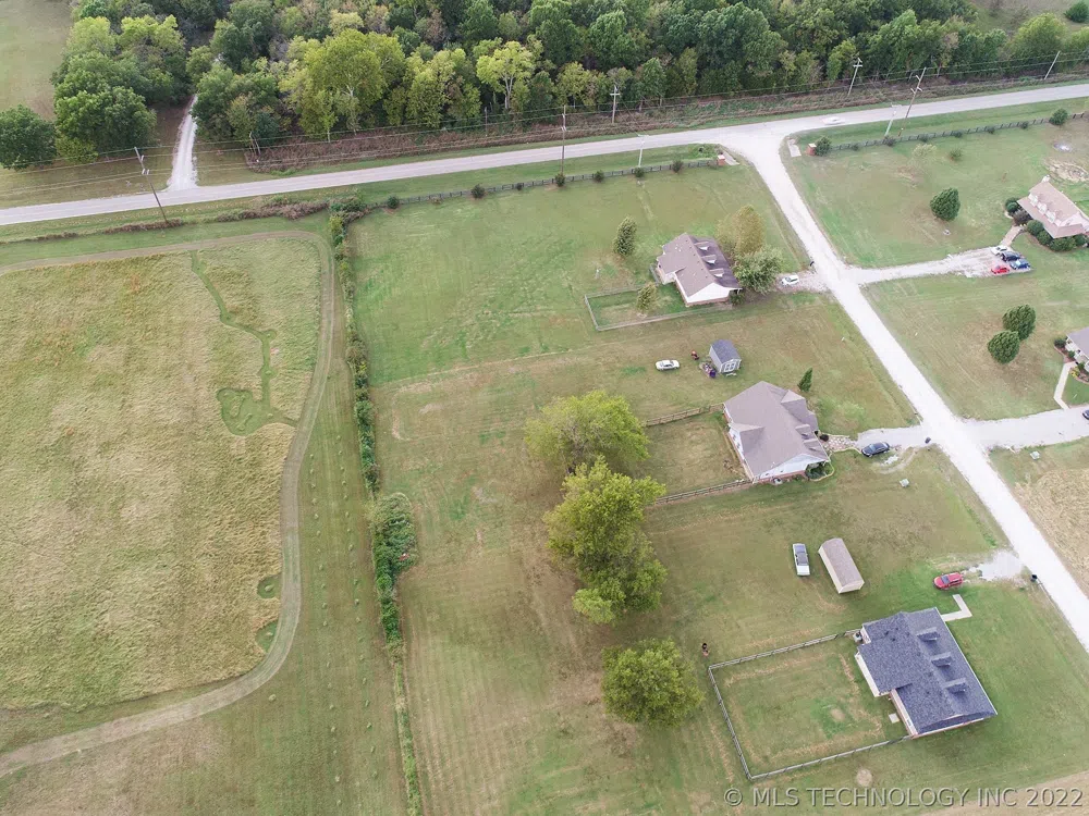 398322 W 3230 DRIVE Ramona, OK 74061