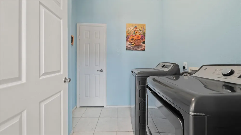 18511 Shaman Drive Galveston, TX 77554