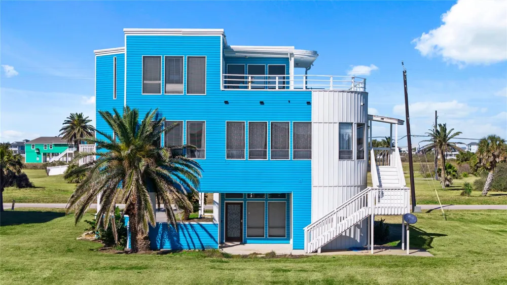 18511 Shaman Drive Galveston, TX 77554