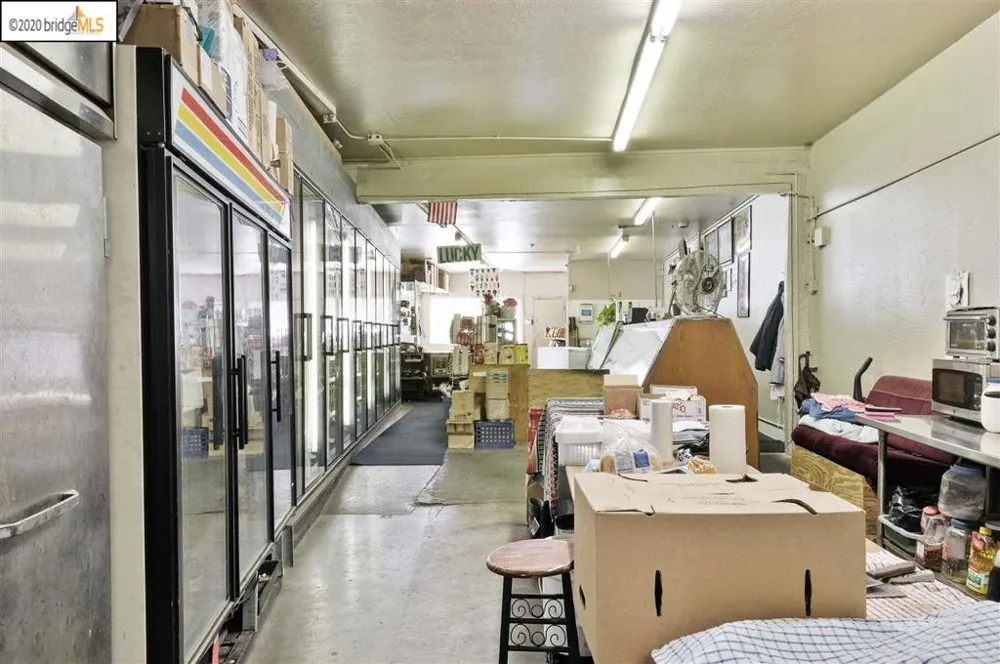 7475 Bancroft Ave Oakland, CA 94605