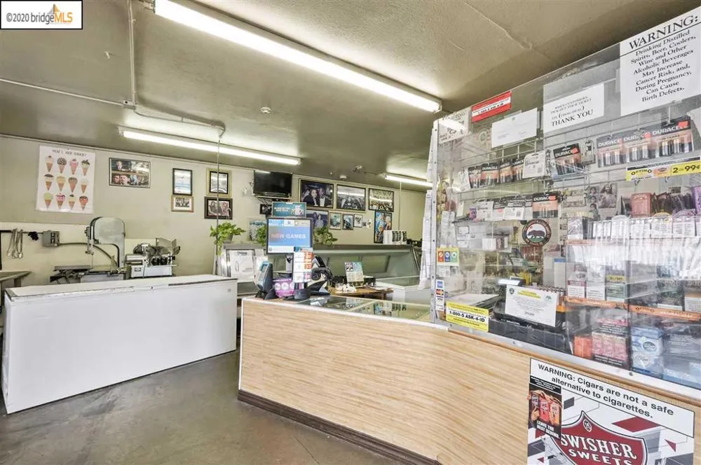 7475 Bancroft Ave Oakland, CA 94605