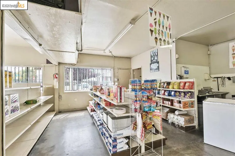 7475 Bancroft Ave Oakland, CA 94605